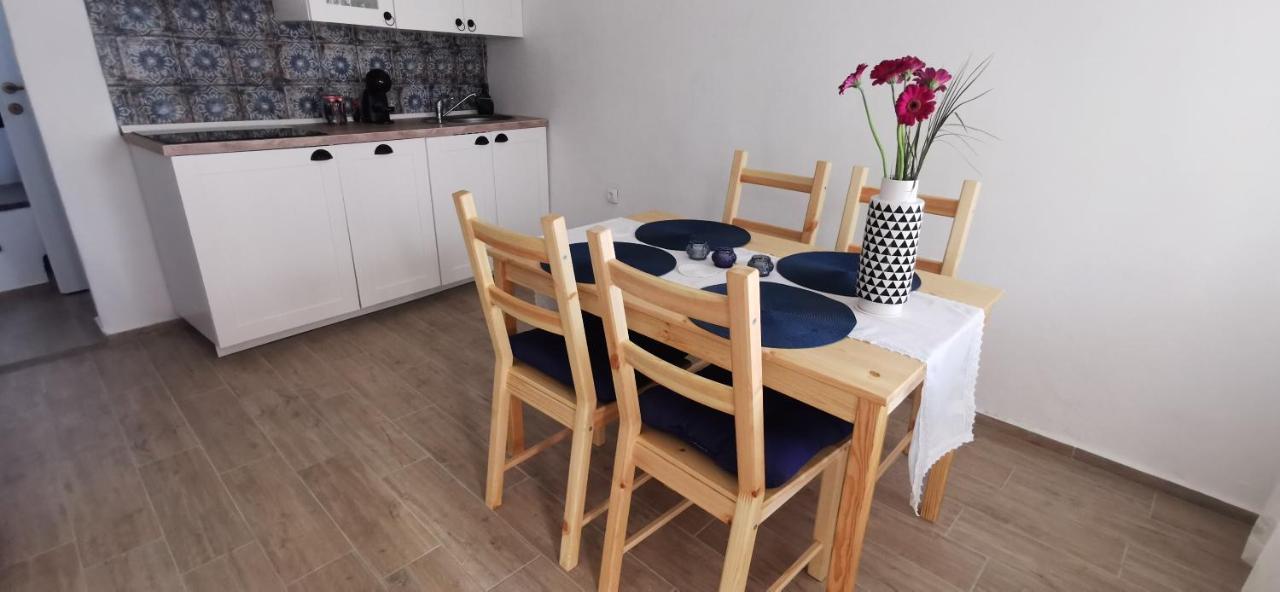 Vacation Home Kovachnica Връбник Екстериор снимка